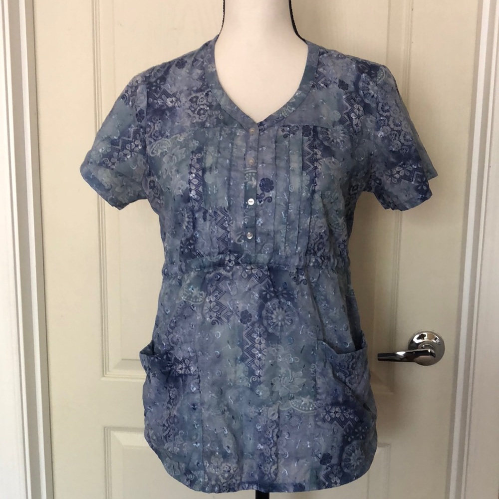 Élan Blue Scrub Top